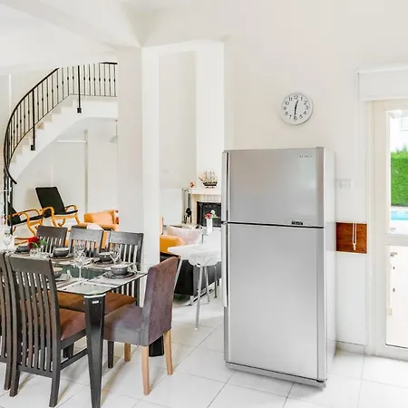 Deja Blue By Ezoria Coral Bay