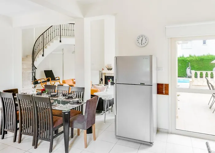 Deja Blue By Ezoria קורל ביי