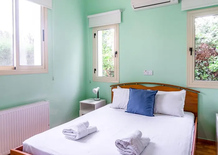 Deja Blue By Ezoria Villa *